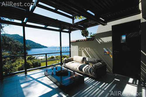 Hillside Beach Club 19